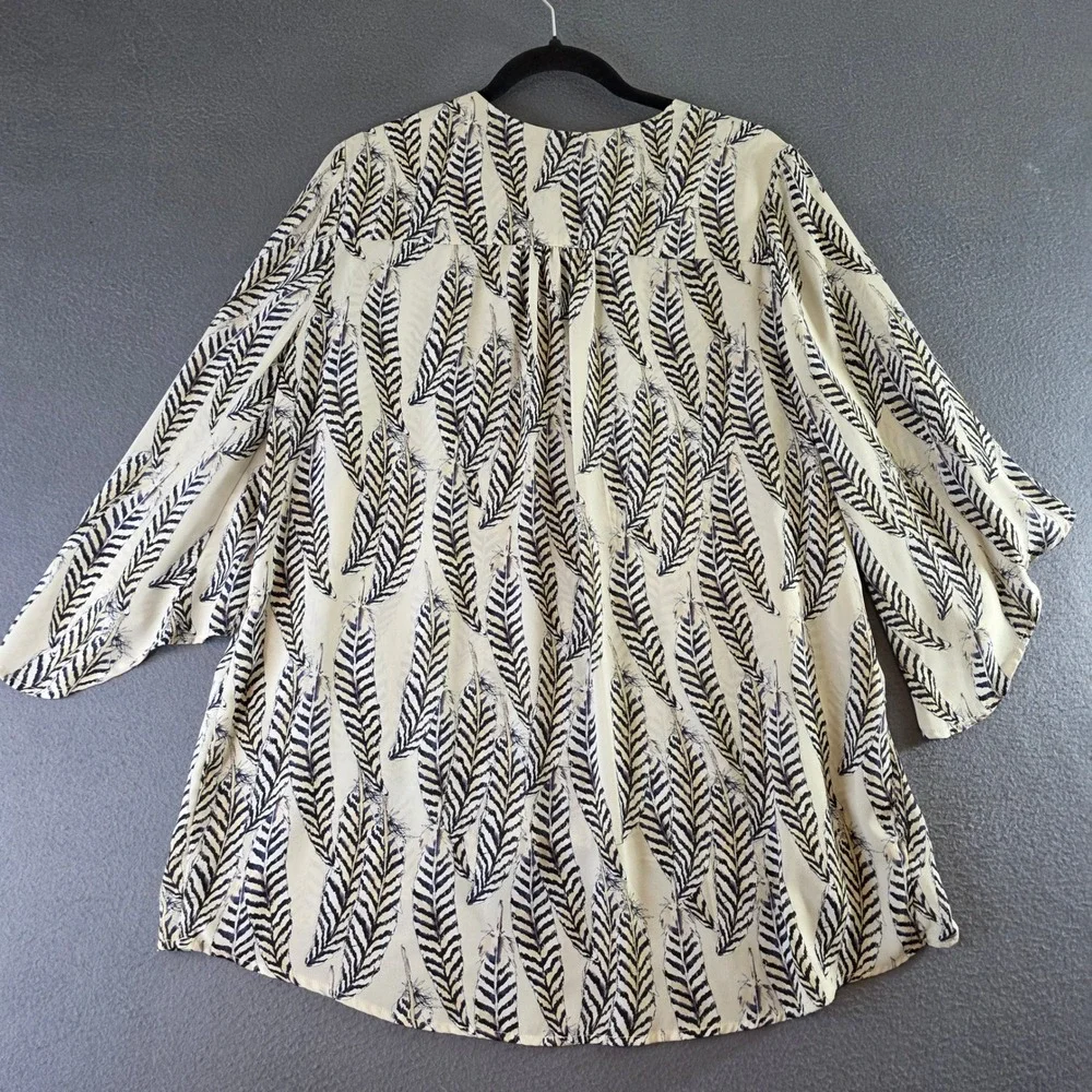 Karen Kane Womens M Feather Print Chiffon Blouse Tan Blue V-Neck Bell Sleeve
